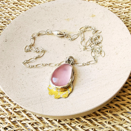 Pendentif en argent avec quartz rose de Tanzanie