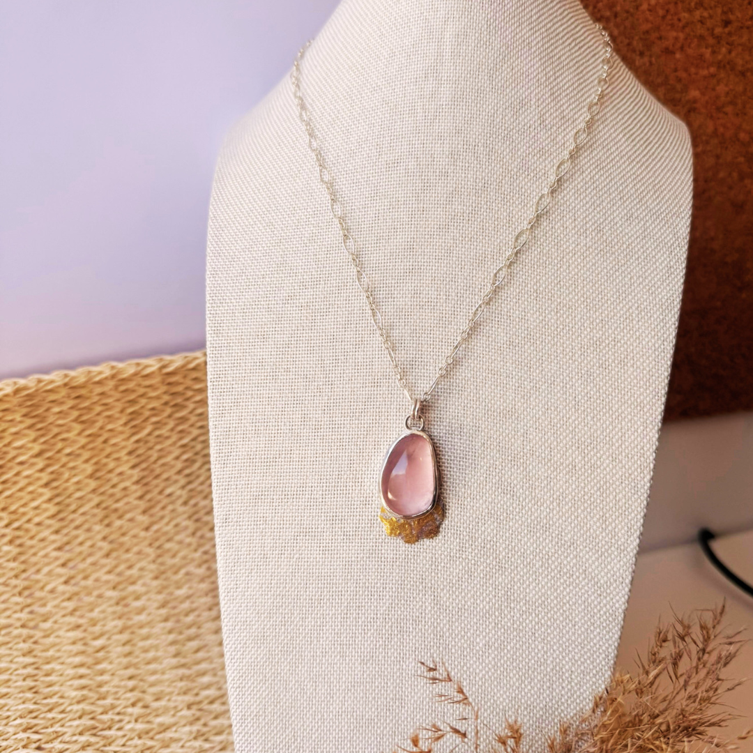 Pendentif en argent avec quartz rose de Tanzanie